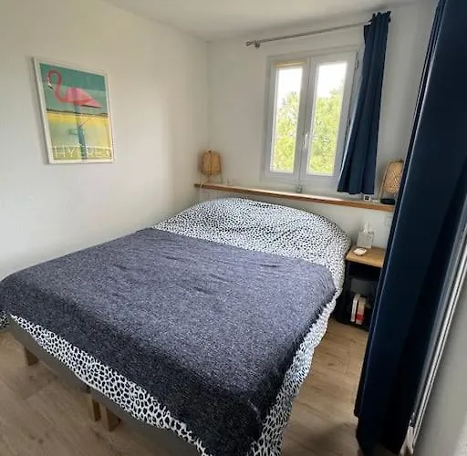 T3 Vue Les Pieds Dans L'eau, Piscine, Clim Apartamento