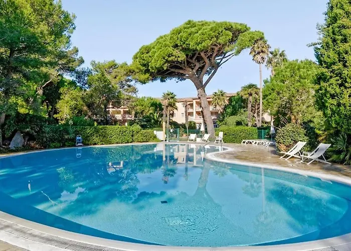 T3 Vue Les Pieds Dans L'eau, Piscine, Clim *