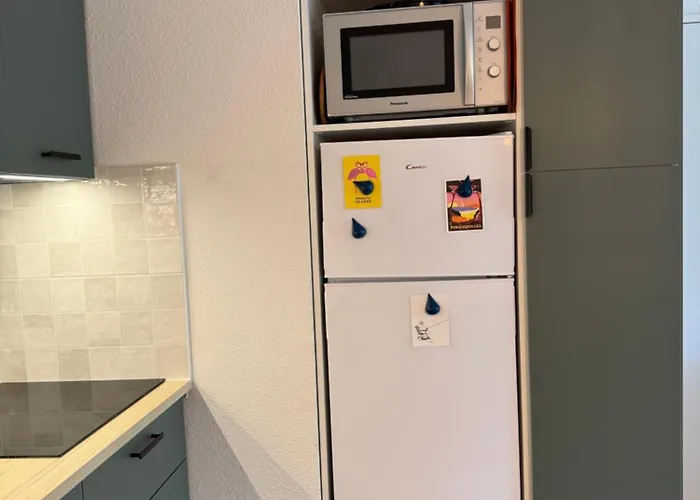 T3 Vue Les Pieds Dans L'eau, Piscine, Clim Apartamento Hyères