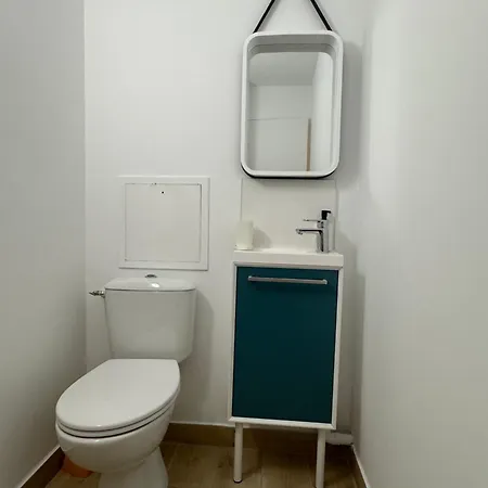 Apartmán T3 Vue Les Pieds Dans L'eau, Piscine, Clim Hyères